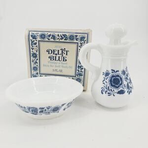 Vintage Avon Delft Blue Pitcher And Bowl Skin So Soft Bath Oil Chinoiserie
